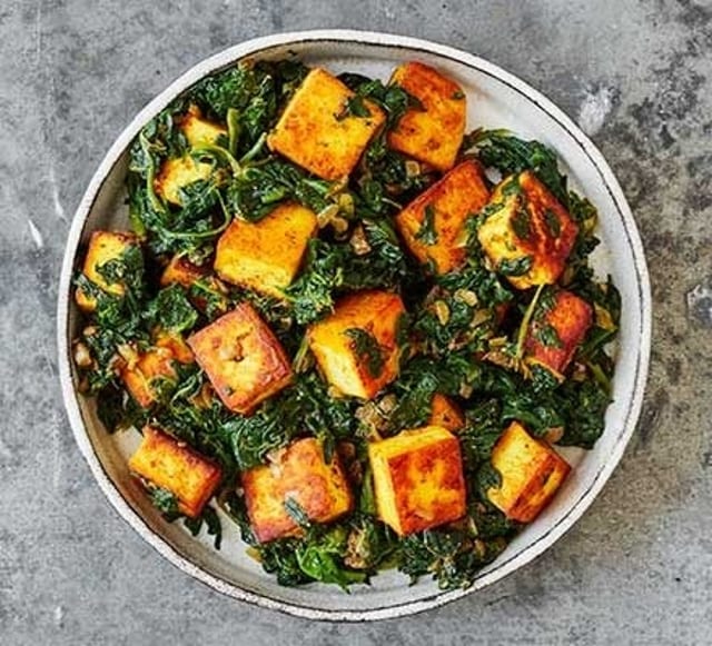 Saag / Matar Paneer Tray.